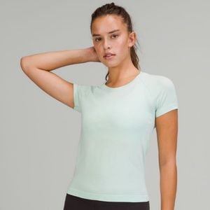 Lululemon Swiftly Tech Short Sleeve 2.0